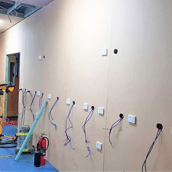 //www.onsiteelectrical.com.au/wp-content/uploads/2023/07/Electrical-Installation_1.jpg